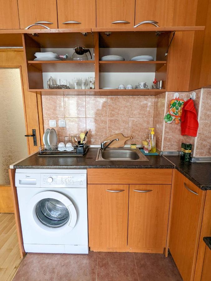 Top Center Relax, Ndk & Vitoshka Str, Free Secured Parking Sofia Exterior photo
